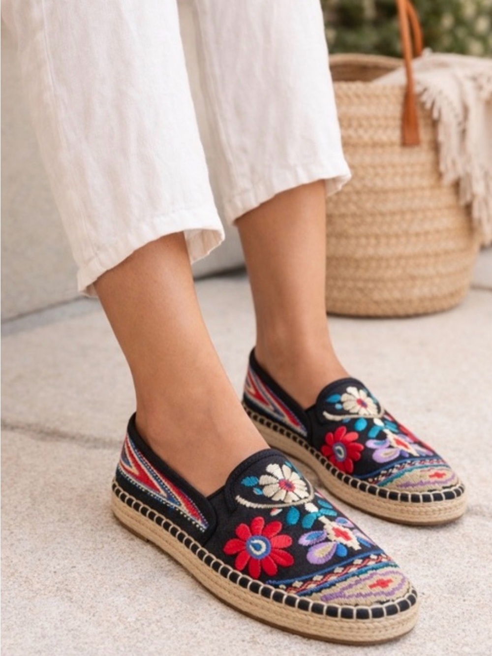 Johnny Was multicolored Embroidered Espadrilles  size 38